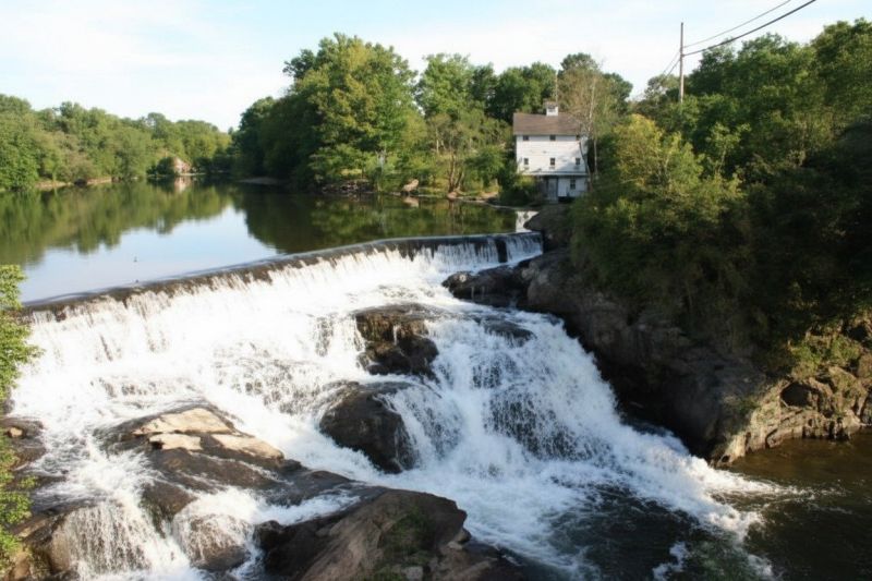Waterfall Service detail